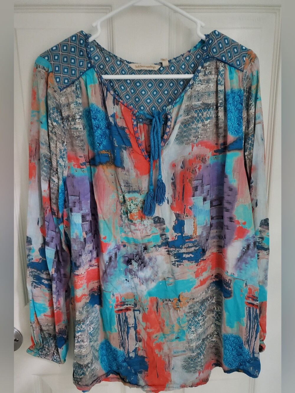 Soft Surroundings Riviera Blouse Women's Size L Watercolor Boho Print Tassels